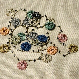 Classic Flower Short Crochet Necklace