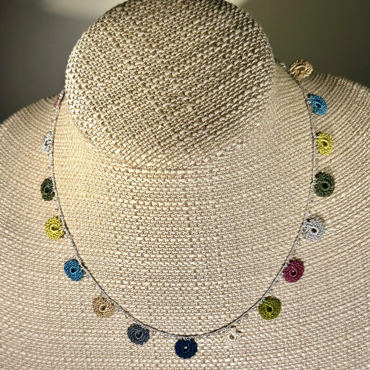 Classic Flower Short Crochet Necklace