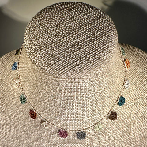 Classic Flower Short Crochet Necklace