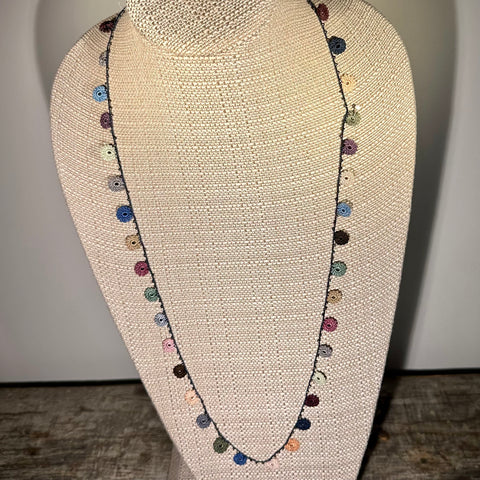 Classic Flower Medium Crochet Necklace