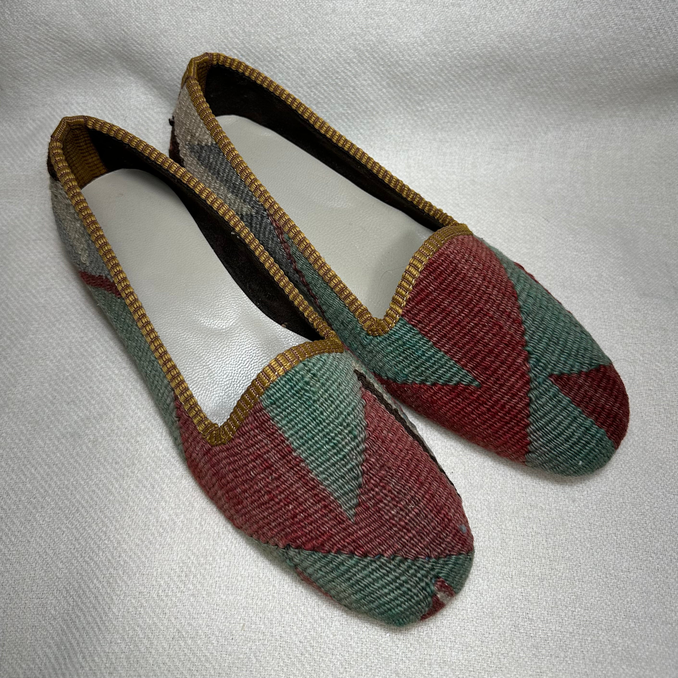 Harlequin Kilim in fall colors and green