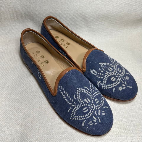 Indigo Shoes Size 39 (American sizing 8.5)